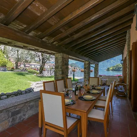 Sleeps 7 Pool Air Con Villa