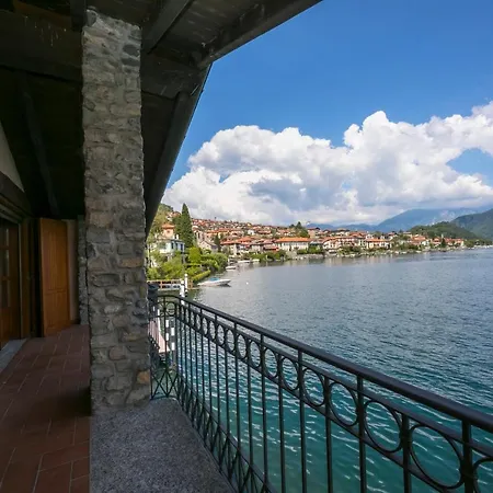 Sleeps 7 Pool Air Con Villa